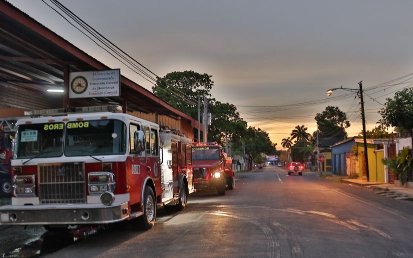 BOMBEROS